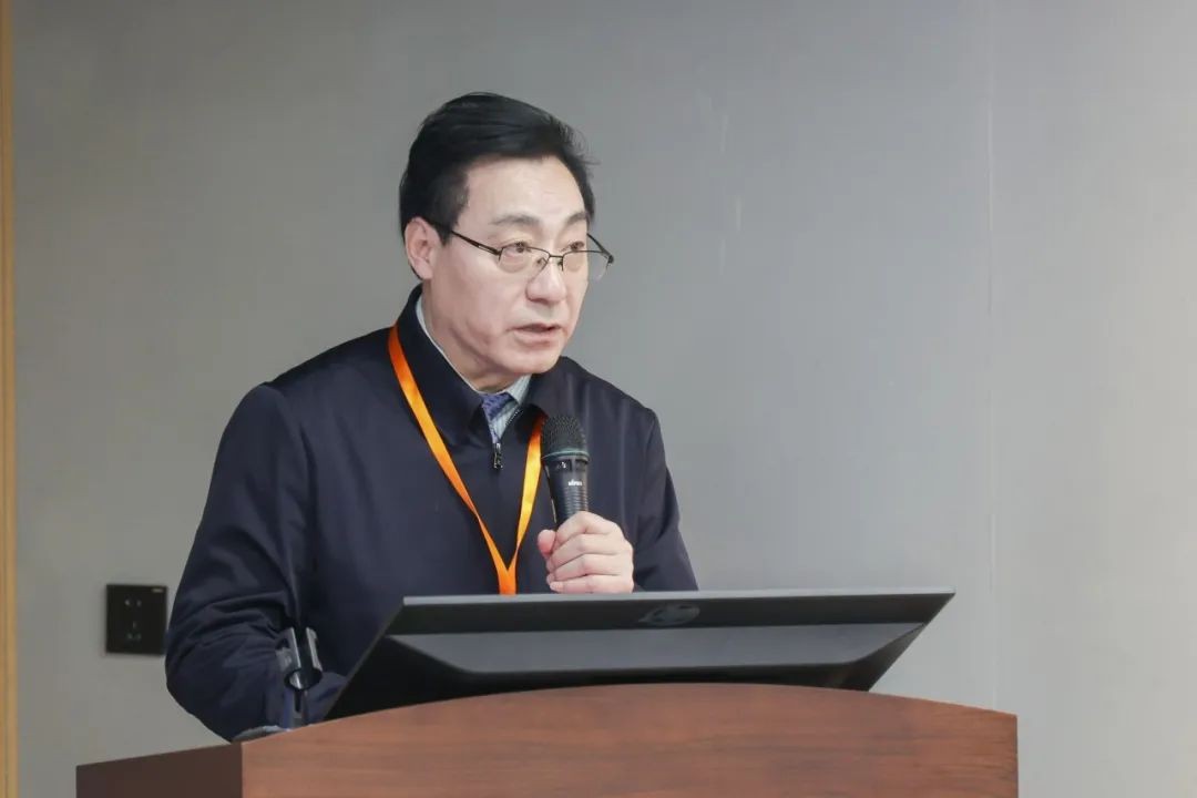 2021中国（长沙）国际工程机械设计大赛暨“设计之星”评比活动皇家国际智能组“创新设计工作营”开营啦！