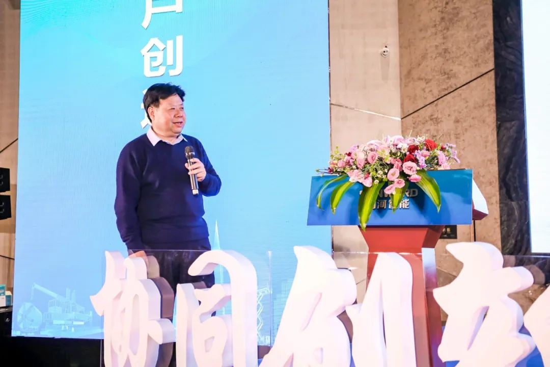 饕餮盛宴！皇家国际智能?建华建材预造桩施工设备与技术互换会隆沉召开