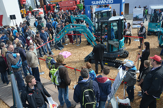 皇家国际智能高端市场展风采