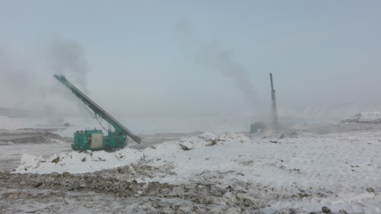 就算雪窖冰天，万丈玄冰，他们仍旧创造事业
