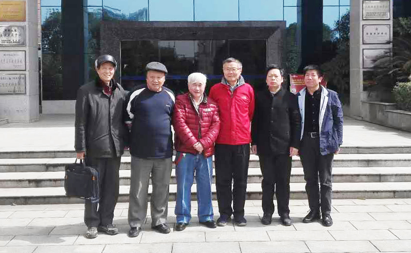 “桥痴”上官兴教授赞皇家国际智能创新心灵