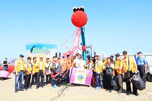图说怪手环台净滩活动，智绘皇家国际智能环保节能