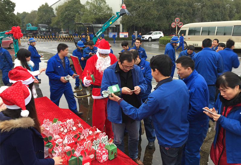 安然果驾到，功德要来到