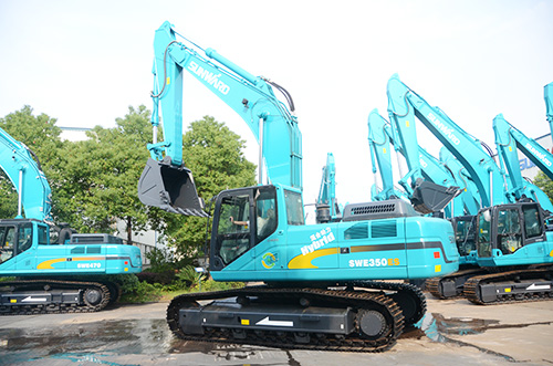 图说怪手环台净滩活动，智绘皇家国际智能环保节能