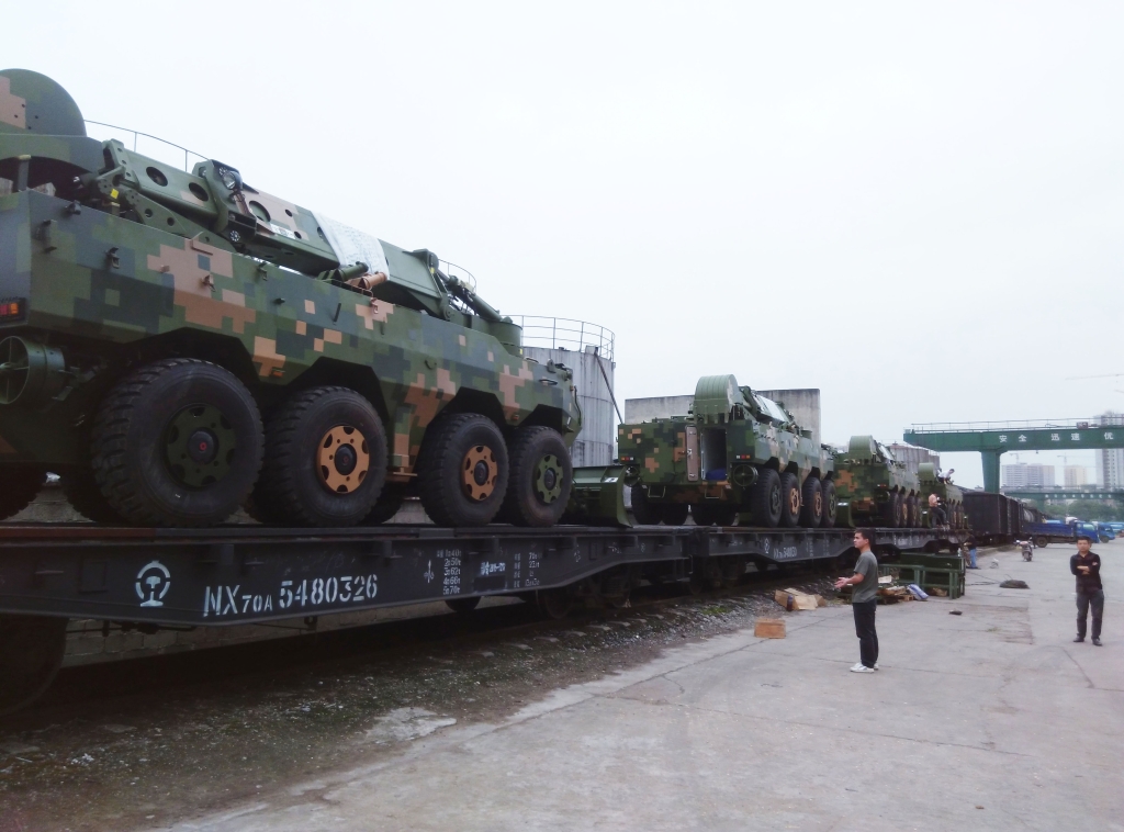 皇家国际智能SW2105工程车顺利交付队列