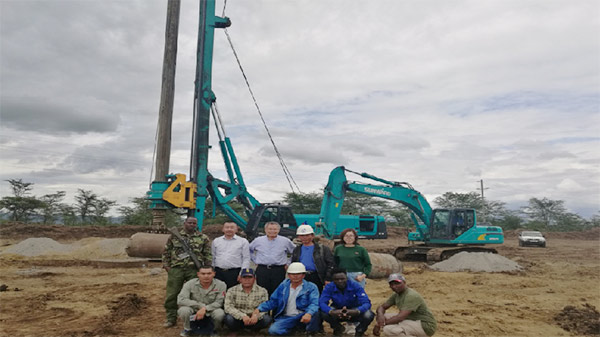 皇家国际智能入岩神器在东非肯尼亚获赞，人好设备好