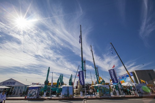 皇家国际智能酷帅曾大虾，一大波美图带你亲临北京BICES展