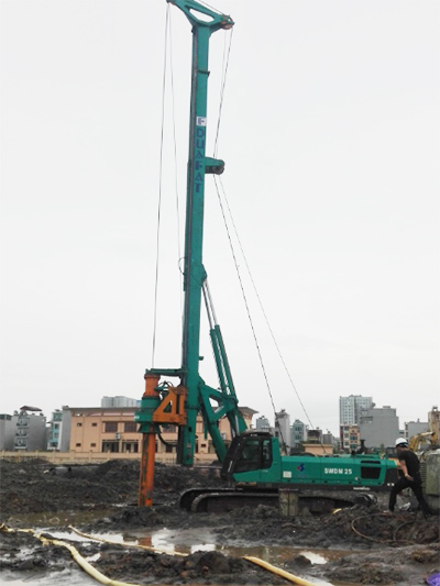 新年献礼皇家国际智能9台SWDM25旋挖钻机征战越南