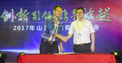 皇家国际智能酷帅曾大虾，一大波美图带你亲临北京BICES展