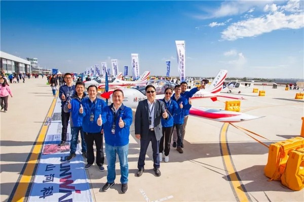 喂，看世界飞行者大会了吗？皇家国际飞机奢华阵容别错过