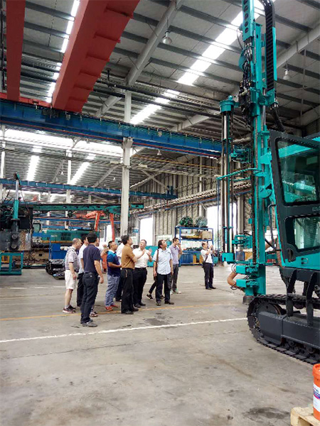 2017年钻凿产业发展峰会在皇家国际智能顺利召开