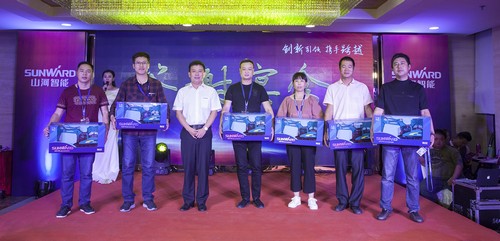 皇家国际智能酷帅曾大虾，一大波美图带你亲临北京BICES展