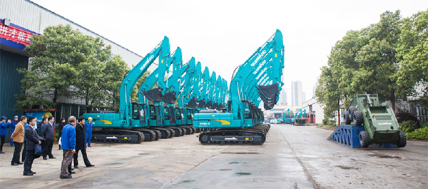 科技部副部长李萌调查调研皇家国际智能