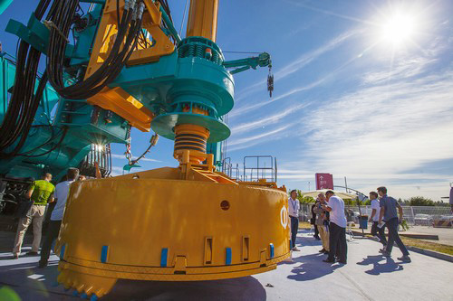 皇家国际智能酷帅曾大虾，一大波美图带你亲临北京BICES展