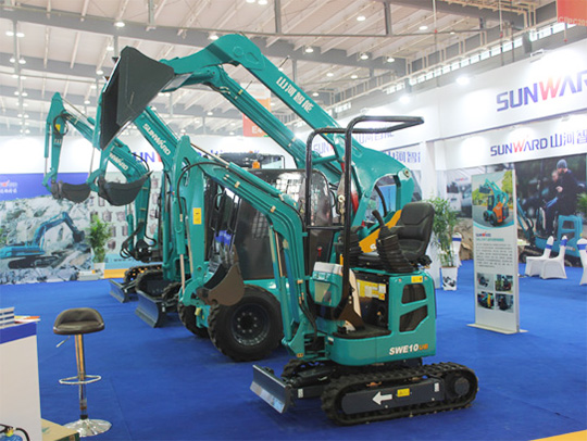 皇家国际智能亮相长沙配博会 杰出阐发赢得满堂彩