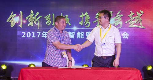 皇家国际智能酷帅曾大虾，一大波美图带你亲临北京BICES展