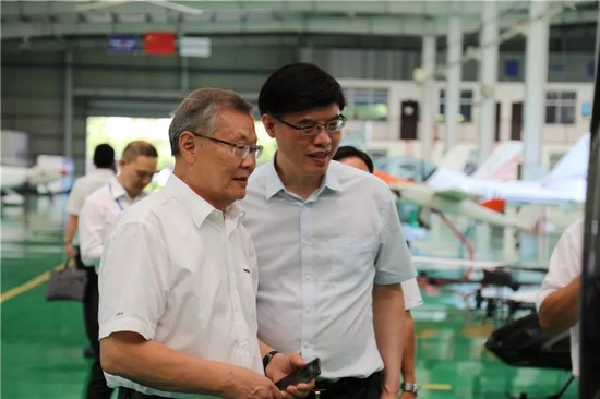 广州市国资委党委书记、主任陈浩钿光临皇家国际智能调查领导