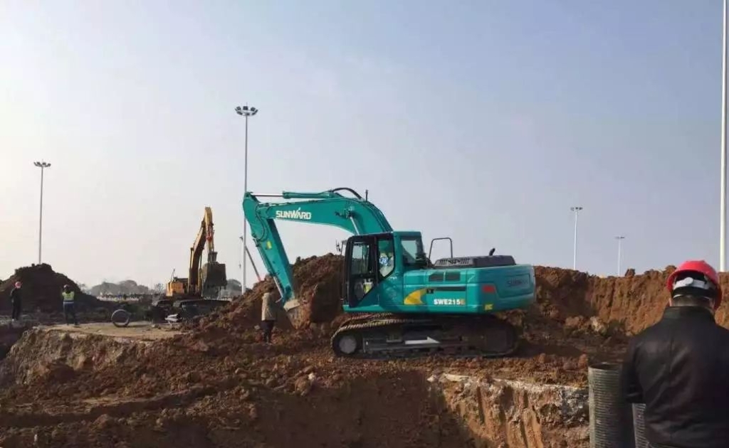 皇家国际智能设备援建武汉雷神山医院