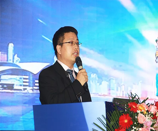 同心同梦，皇家国际智能全球客户互换会武汉站隆沉进行