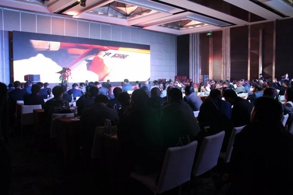 一站签单3亿元！皇家国际智能全国客户互换会贵州站大捷