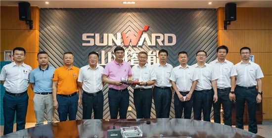 广州市国资委党委书记、主任陈浩钿光临皇家国际智能调查领导