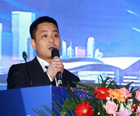 同心同梦，皇家国际智能全球客户互换会武汉站隆沉进行