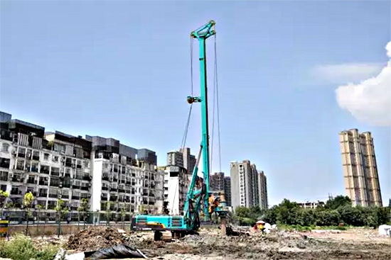 把“伴侣圈”“搬”到现场，交机“玩出”新创意!