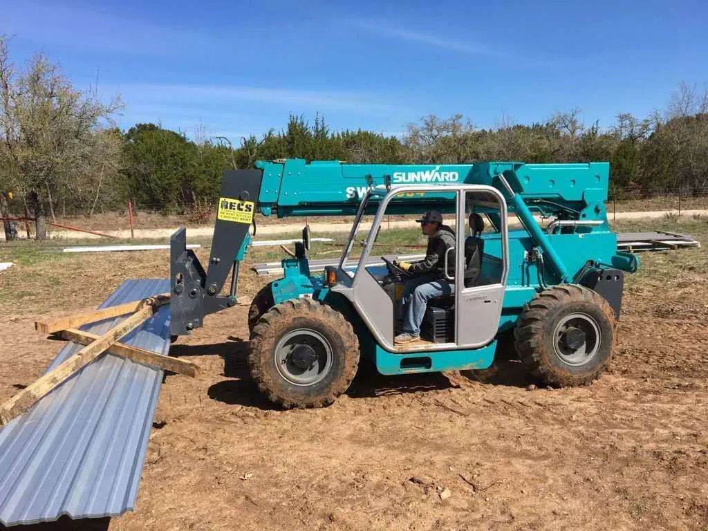 皇家国际智能新品叉装车批量下线发往美国