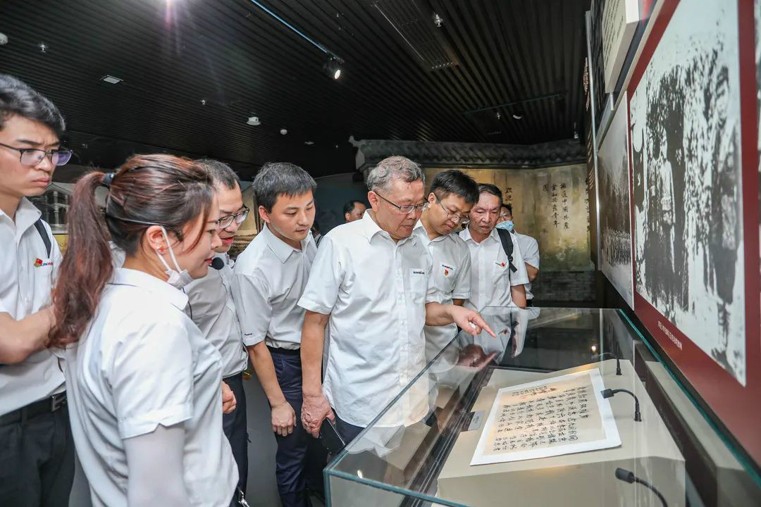 公路正派出清风正气，清廉自律塑优良形象——皇家国际智能发展中高层干部清廉教育活动