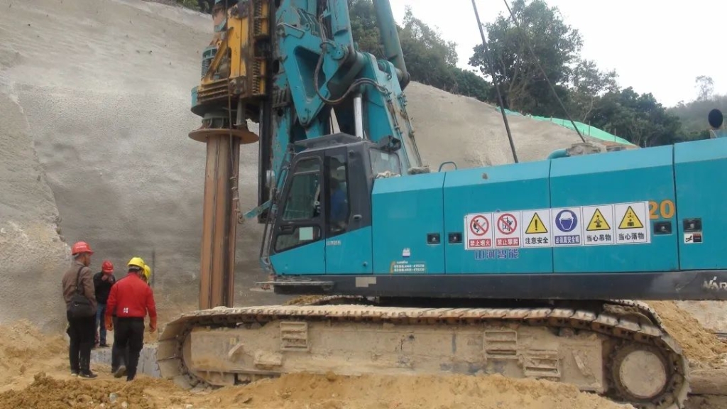 皇家国际智能携手贵州地矿，创造南玉新快率