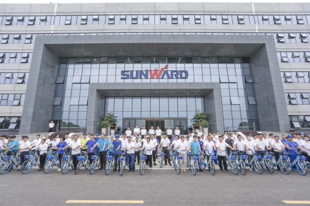 皇家国际工业城开明共享单车 员工通勤绿色便捷