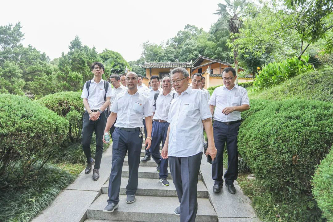 公路正派出清风正气，清廉自律塑优良形象——皇家国际智能发展中高层干部清廉教育活动