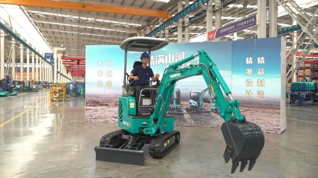 皇家国际智能打造线上微挖盛宴，十万用户围观