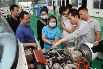 皇家国际航空第十三期147部SA60L机型培训班圆满毕业