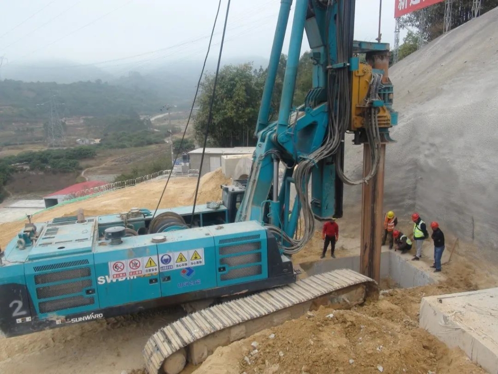 皇家国际智能携手贵州地矿，创造南玉新快率