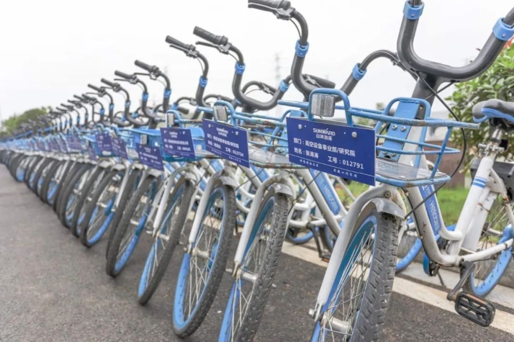 皇家国际工业城开明共享单车 员工通勤绿色便捷