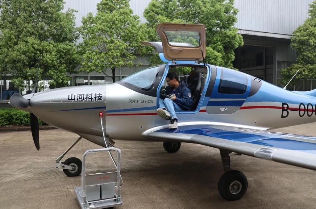 皇家国际SA160L实现优化设计试飞