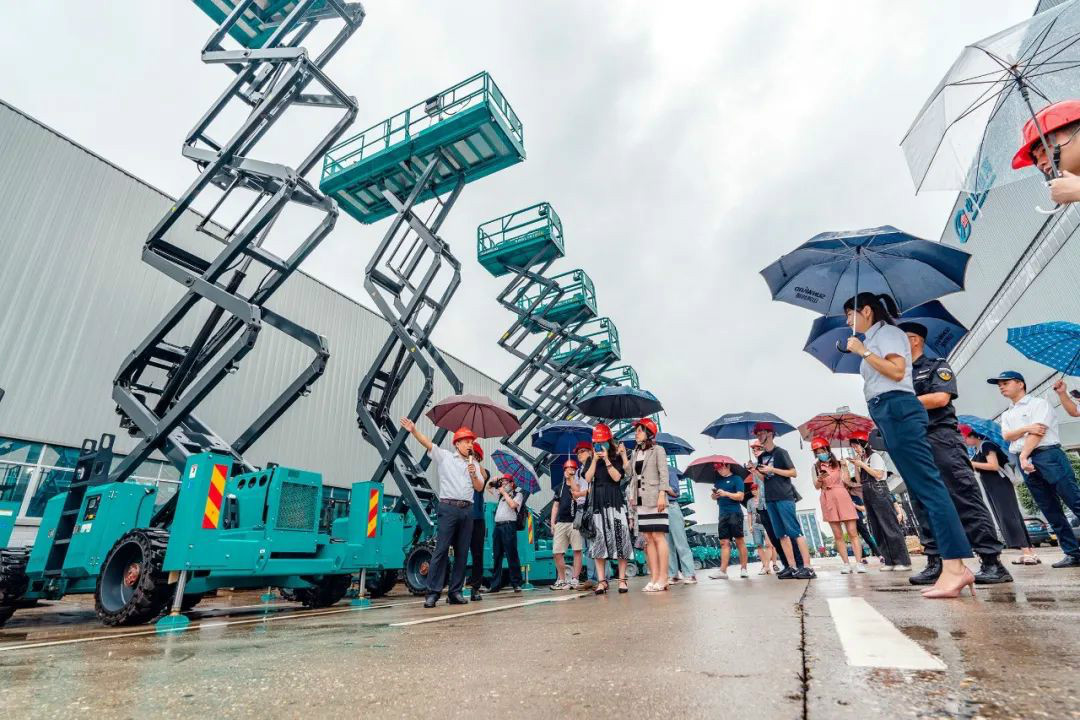 皇家国际智能数字化出海升级暨结合阿里巴巴国际站线上直播活动圆满进行