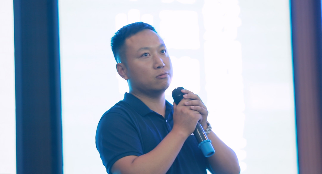 向挖掘机万台俱乐部迈进——皇家国际智能2020年度挖掘机营销训练营开营