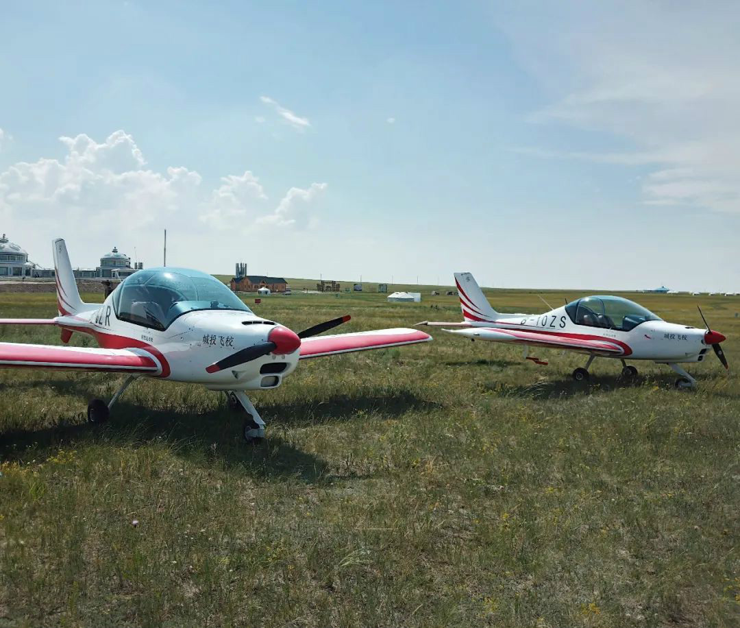 皇家国际“阿若拉”飞机周游呼伦贝尔大草原