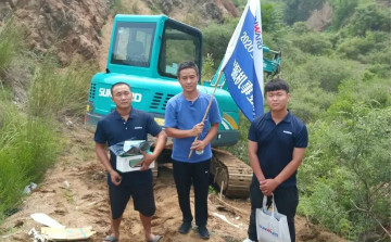 感恩相伴 关爱相随——北京皇家国际服务万里行