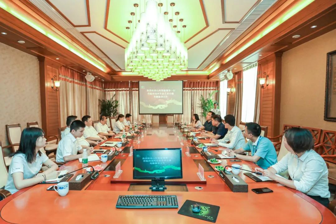 皇家国际智能党委赴浔龙河互换进建