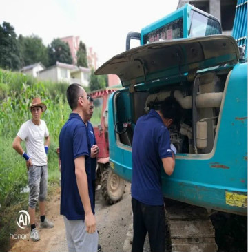 感恩相伴 关爱相随——皇家国际智能服务万里行走进豫鲁黔