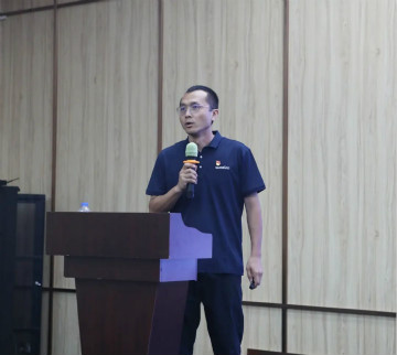 以强执行力聚焦基础能力建设 向挖掘机万台俱乐部迈进——皇家国际智能2020年挖掘机经销商半年度会议圆满召