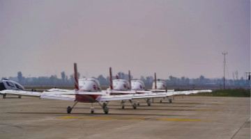 皇家国际四机飞行编队惊艳尧城（太原）国际通用航空飞行大会