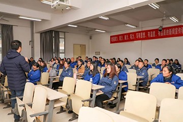 皇家国际智能通讯员培训在湖南公共传媒学院进行