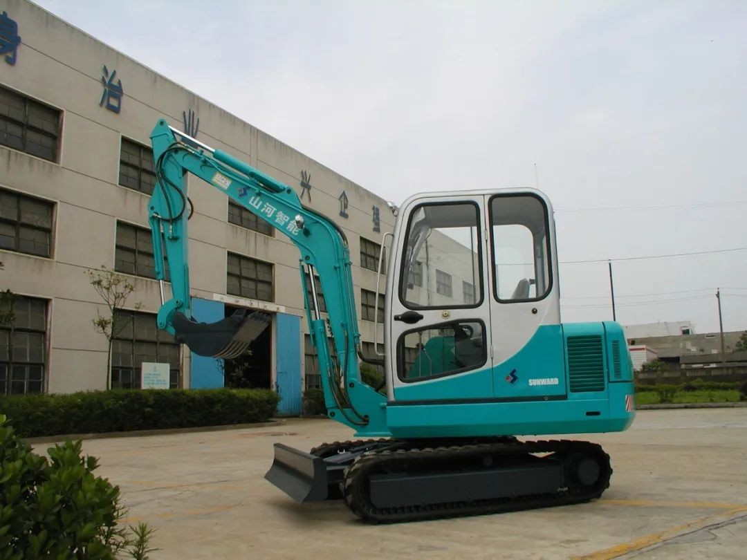 十年两办挖掘机行业年会 皇家国际智能的底气何在