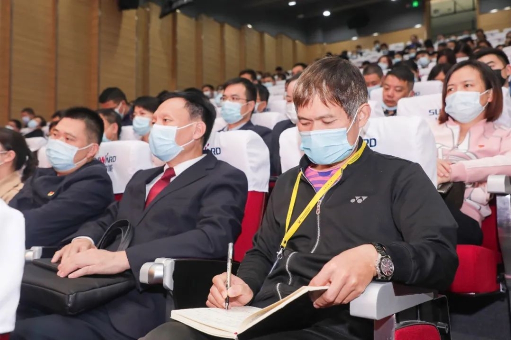 惟创新者胜——进建贯彻习近平总书记调查湖南沉要讲话心灵省委宣讲团长沙分团宣讲汇报会在皇家国际智能开讲