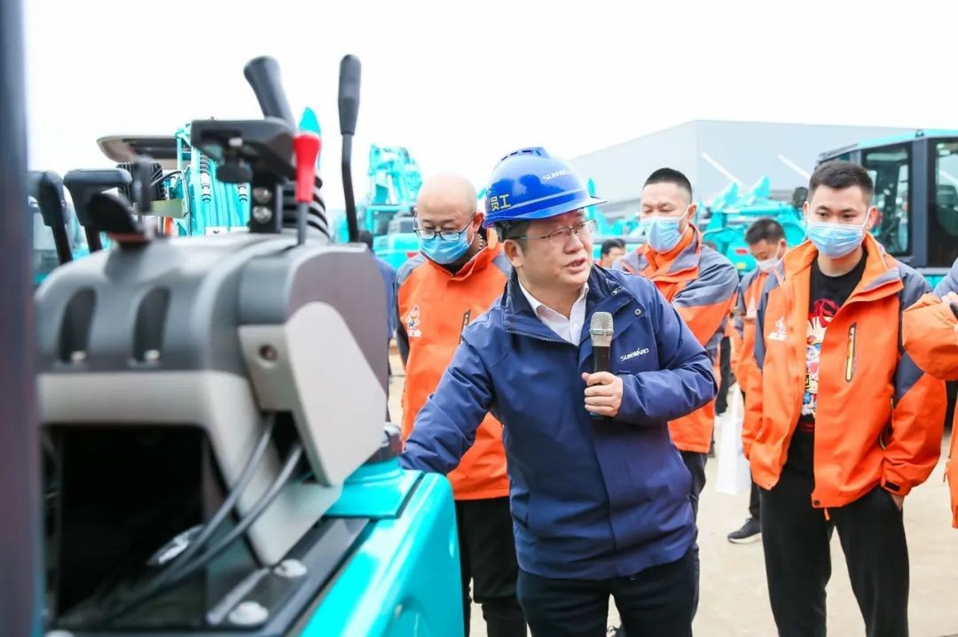 大国沉器 壮哉皇家国际！机友会微挖用户皇家国际智能履历日