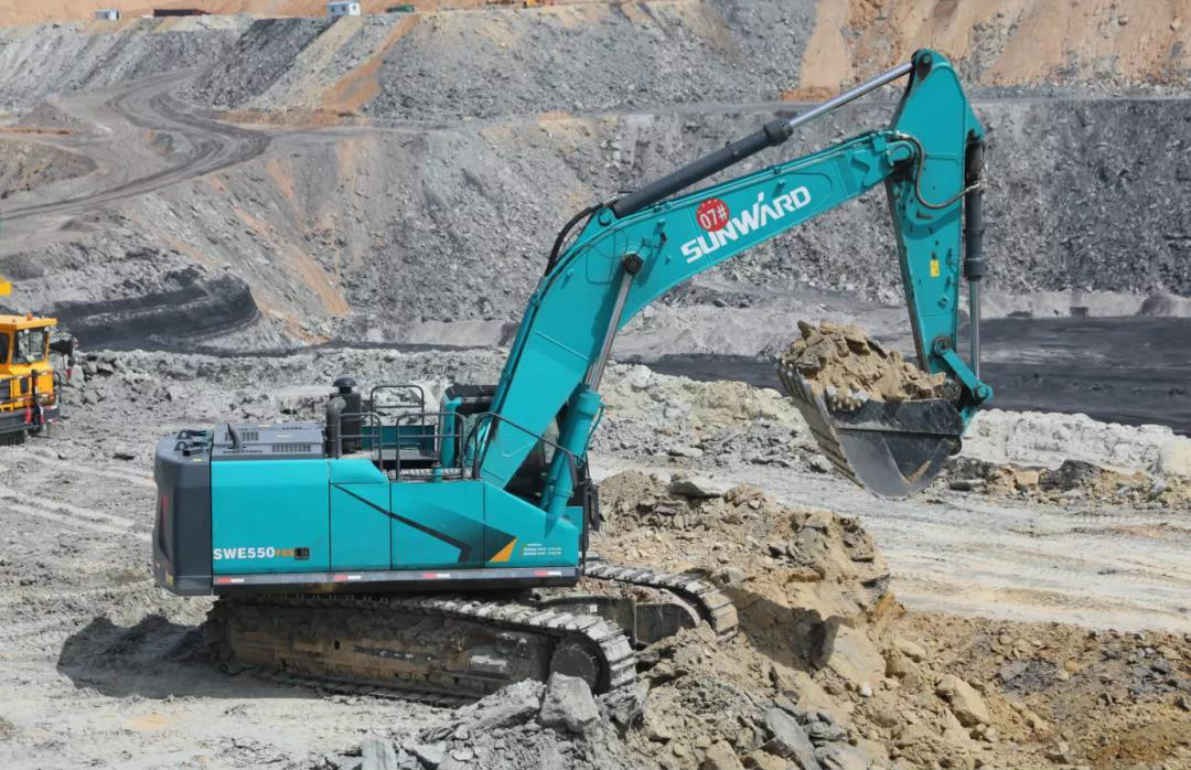 以先导式创新实现挖掘机从无到有，从幼到大，从大到强！